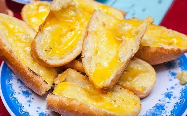 Hân Vi 135 - Bánh Mì Nướng Bơ Trứng