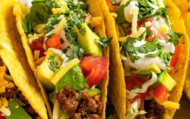 Tacos Labubu Cô Bắc