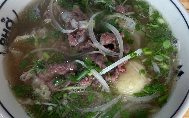 Phở Hoàng - 1A Thiên Hiền