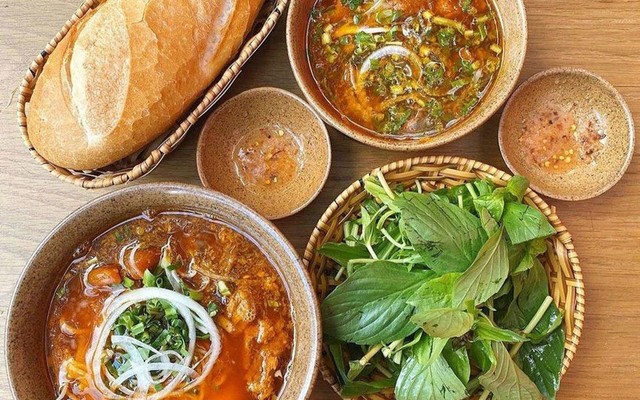 Bánh Mì Bò Kho, Hủ Tiếu Bò Kho & Xôi Mặn Thịt Khìa Đặc Sản Cần Thơ - Mẹ Tôi