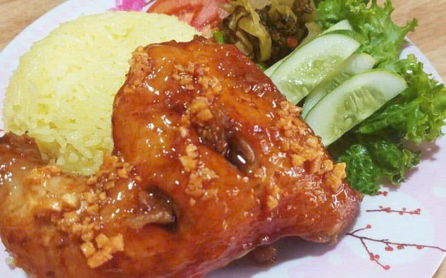 Cơm Gà Xối Mỡ A Hùng - Đường NA12