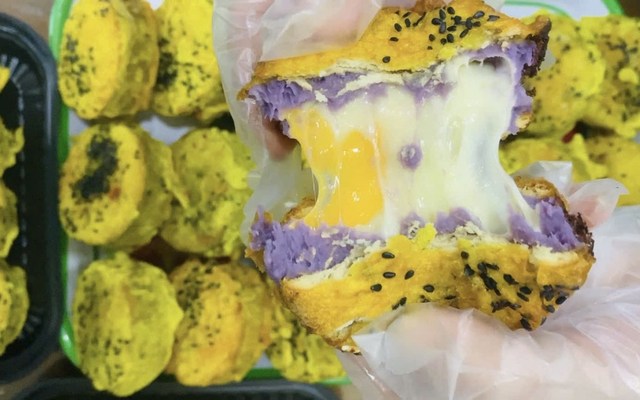 Bếp Nhỏ Ấm - Tré Trộn & Bánh Khoai Môn Phomai