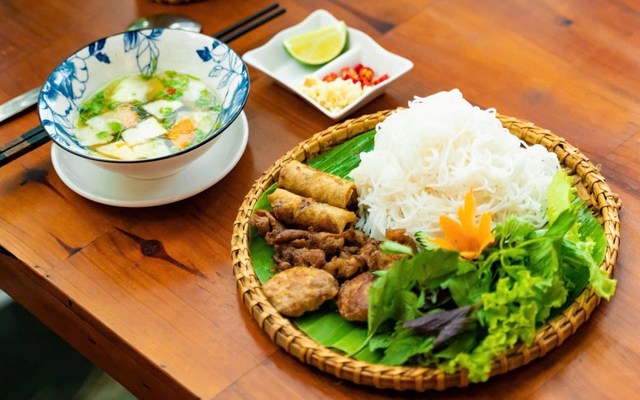 Bún Chả Obama - Núi Một