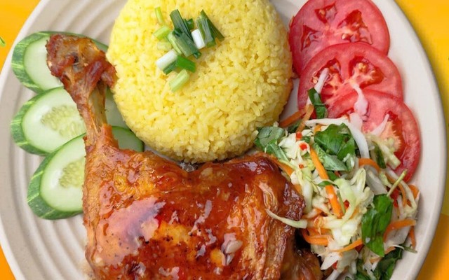 Cơm Gà Phúc Linh - 94 Phó Đức Chính