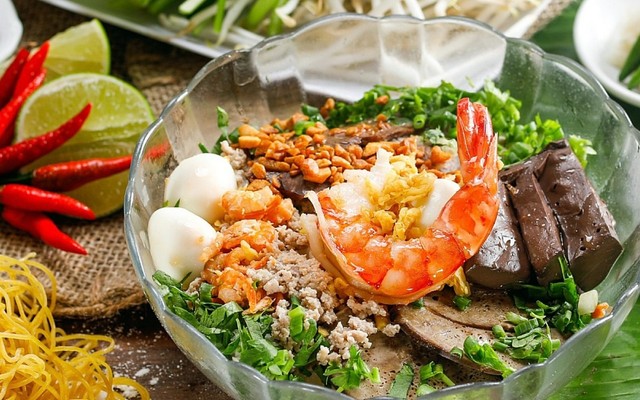 Hủ Tiếu Sa Tế Bò & Mì Sườn Kho - Kim Ký Mì Gia