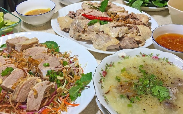 Gà Cháo Gỏi Cây Cám - Nguyễn Trung Nguyệt
