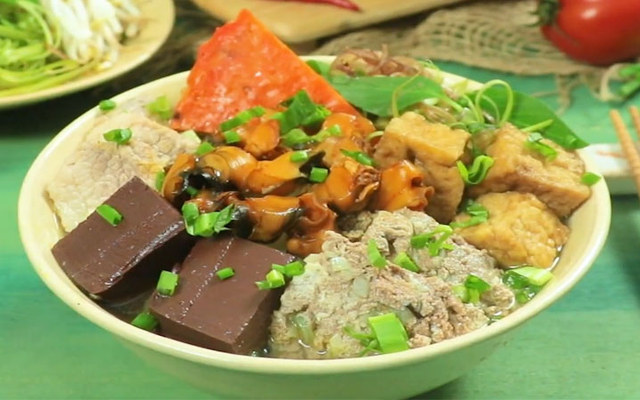 Bún Riêu Cô Út - Phạm Văn Chiêu