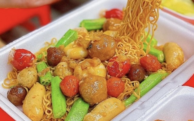 Ăn Vặt Cùng Sữa - Mì Trộn Indomie