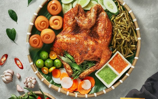 GÀ QUAY BÁNH BAO 68 - Thủ Đức