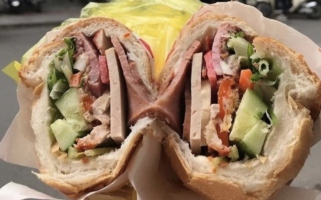 Bánh Mì Sài Gòn - 45 Cát Bi