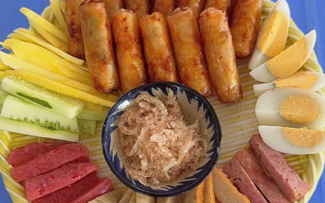 NGA - Chả Cuốn Cá Trích - 81 Điện Biên Phủ