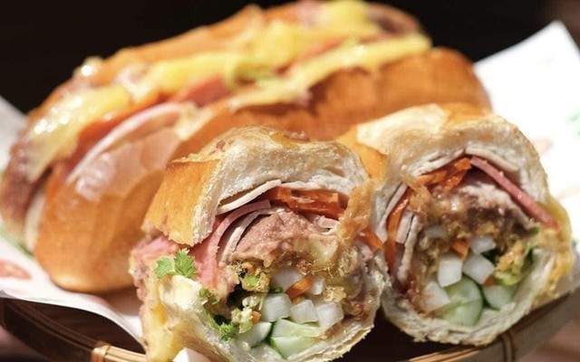 Bánh Mì Muju - 4 Dương Văn An