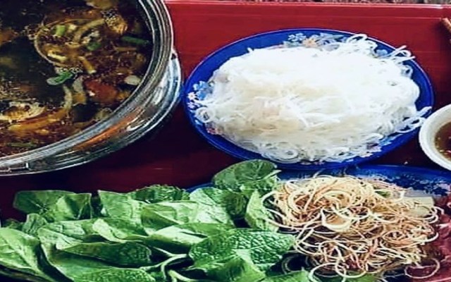 Lẩu Riêu Cua Bắp Bò BMT