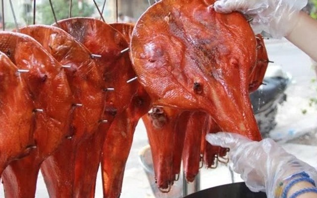 Nam Phát Vịt Quay Da Giòn