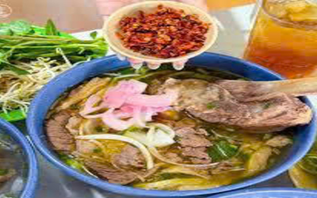 Bún Sườn Bò Chú Bờm