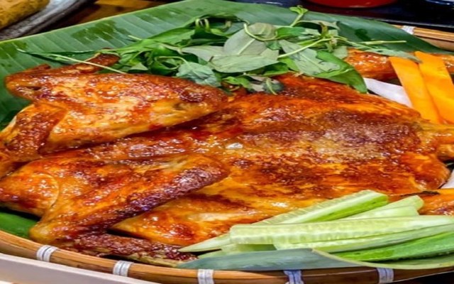 Gà Nướng Muối Ớt - 115 Ngự Bình Huế