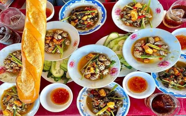 Bún Đậu Mắm Tôm & Ốc - Lê La