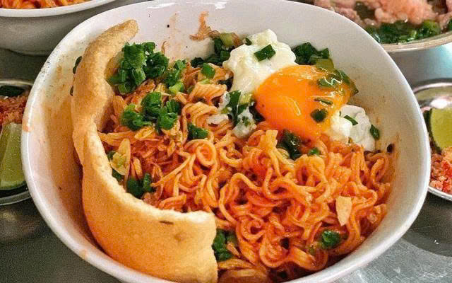 Tiệm Ăn Nhà Chip - Mì Trộn & Ăn Vặt