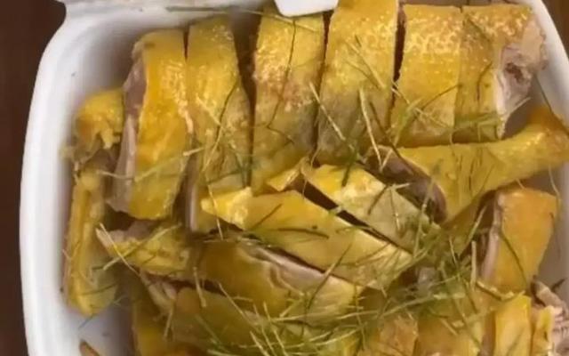 Gà Luộc Ngon - LÊ HƯỚNG