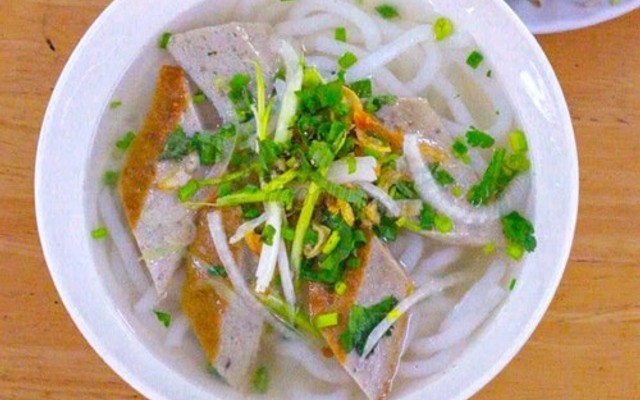 Mẹ Đông - Bánh Canh Chả Cá & Bún Cá Nha Trang - 142/28 Nguyễn Thị Thập