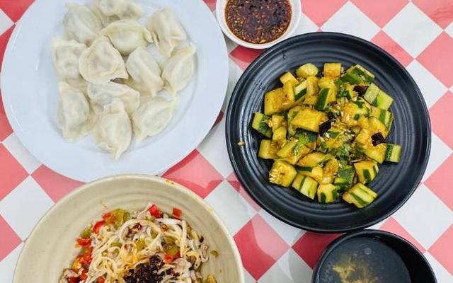 Jiayan 家宴手工水饺熏酱小酒馆 - 964 Trần Hưng Đạo
