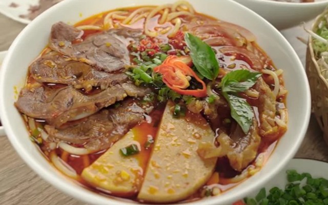 BÚN BÒ NGON ĐẬM VỊ