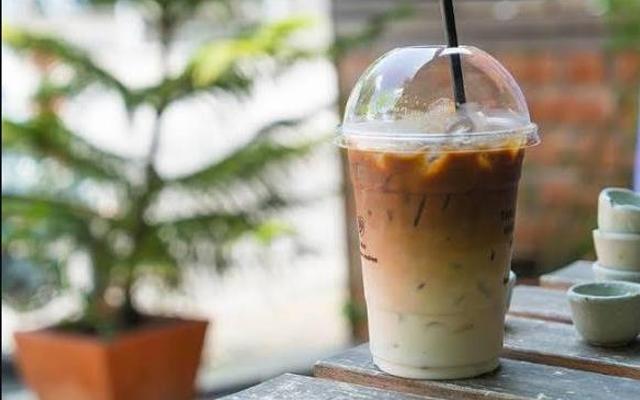 BO'S COFFEE HOUSE