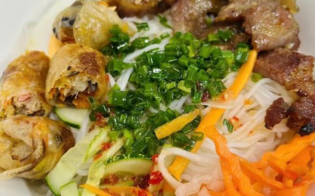 Quán Út - Bún Thịt Nướng - 1011 Đường 2/4