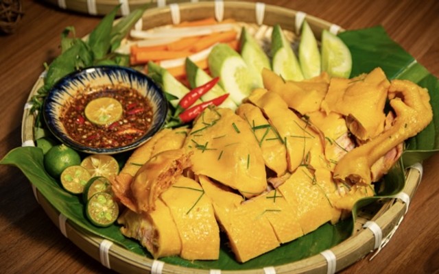 Gà Ủ Muối Hoa Tiêu - A Tiến