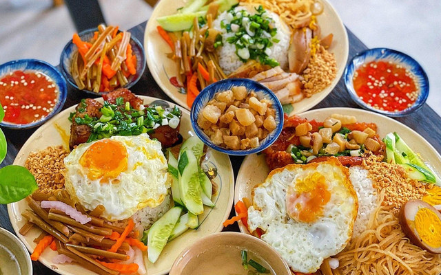Cơm Tấm & Cơm Văn Phòng - Hương Quán