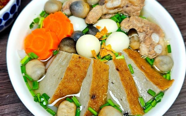 Út Thư - Ẩm Thực Nha Trang