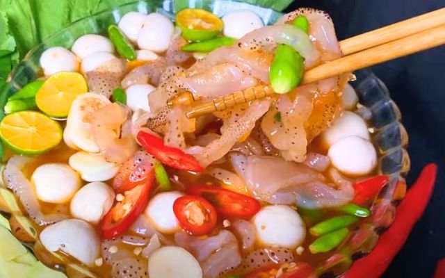Bún Thái Cay & Sứa Sốt Thái - Tuân Phạm
