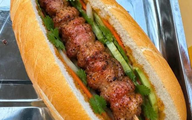 Bánh Mì - Em Chang