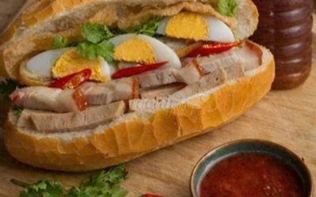Bánh Mì Bình Định Cô Nga - D15