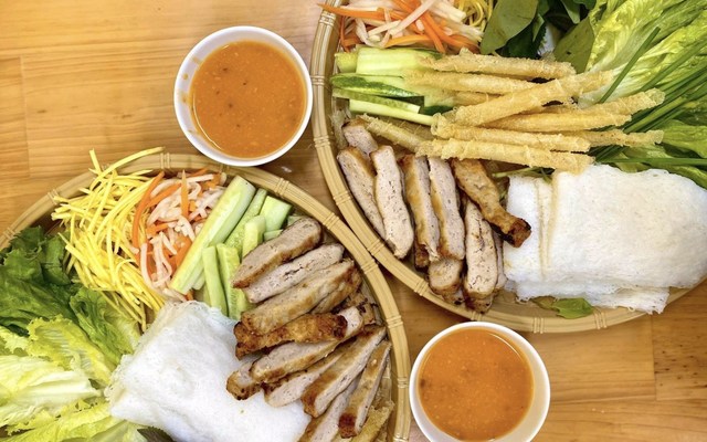 Nem Nướng Dì Oanh