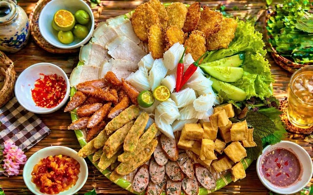 BÚN ĐẬU SIÊU NGON HỘI AN
