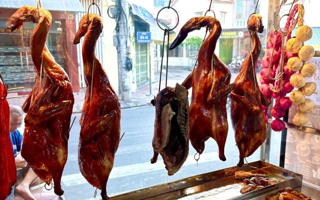 Vịt Quay Quảng Đông Thịnh Tín - 20 Bến Cá