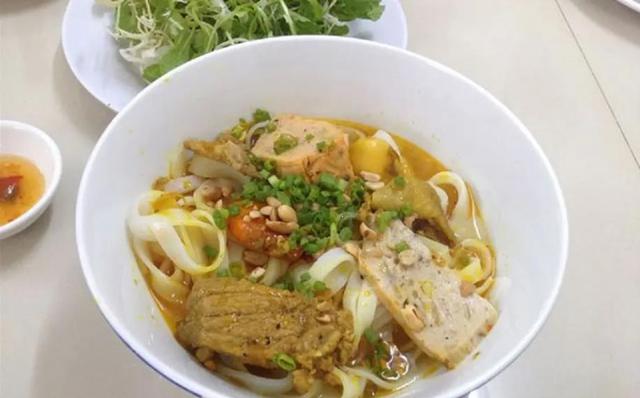 Mì Quảng 3 Anh Em - Tân Kỳ Tân Quý