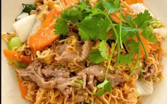 Cơm Gà & Bò Chảo - Thảo Vy