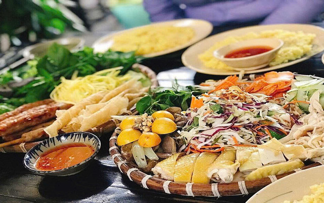Cơm Gà, Cháo Gà & Gà Luộc Chặt Lá Chanh - Bảo Anh