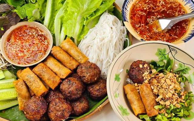 Bún Thịt Nướng - 171 Thống Nhất Mới