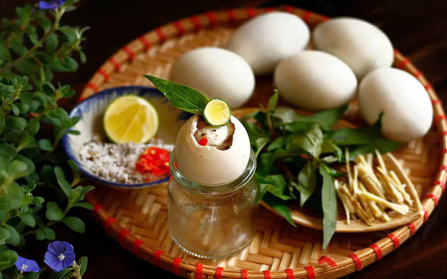 Quán Linh - Ăn Vặt, Cút Lộn & Vịt Lộn