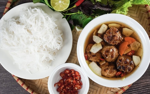 Bún Chả Cô Hà - 34 Trần Oanh