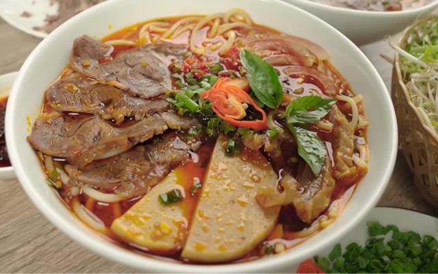 Út Thơ Quán - Nguyễn Thị Tuôi
