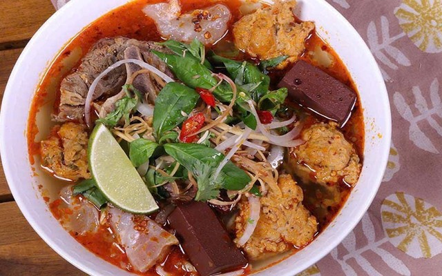 Bún Bò O Phúc - 6/22 Tam Thai