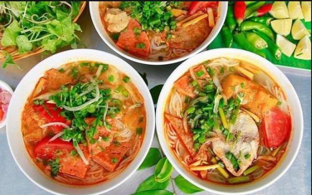 Bún Thái & Mì Trộn Tomyum Tô Đỏ - 110 Cao Thắng
