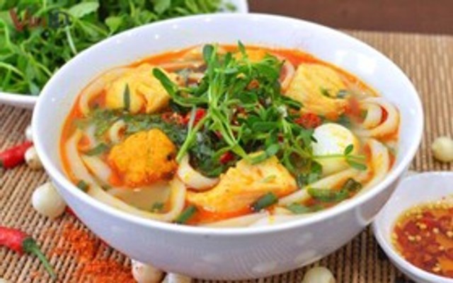 BÁNH CANH CÁ LÓC PHÚ LỘC - 858 TẠ QUANG BỬU