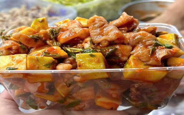 Tiệm Chúng Mình - Phan Văn Trị
