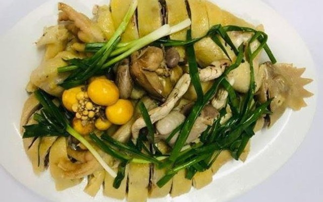 Gà Ta Hấp Hành & Xiên Bò Nướng - Tiệm Nhà Cậu Hai