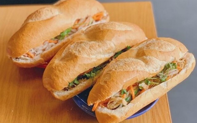 Bánh Mì Truyền Thống Pate Ngon - Minh Khai